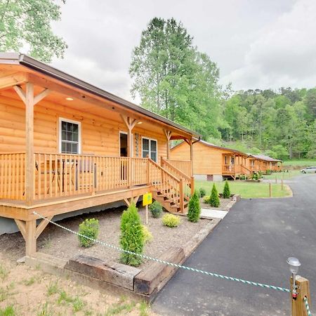 Bears Den Cabin With Porch About 5 Mi To Bryson City! Екстериор снимка
